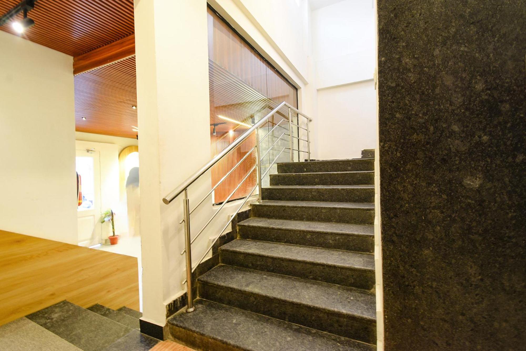 Fabhotel White Ridge - Kondapur Kondapur  エクステリア 写真